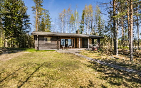 Kesäranta 7: Meubilair, Stoel, Buitenmeubels, Tafel, Hout, Buitentafel, Keuken En Eettafel, Schaduw, Tuin, Paraplu