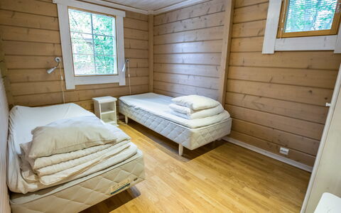Anttoora 1: Hout, Verdieping, Flooring, Kamer, Beits, Hardwood, Plank, Slaapkamer, Houten Vloer, Bed