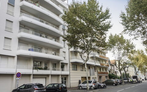 Le Palma: Woongebied, Buurt, Gebouw, Eigendom, Architectuur, Appartement, Gemengd Gebruik, Huis, Voertuig, Auto