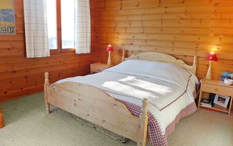 Marmousets 2: Slaapkamer, Bed, Meubilair, Kamer, Bed Frame, Eigendom, Laken, Bedding, Verdieping, Matras