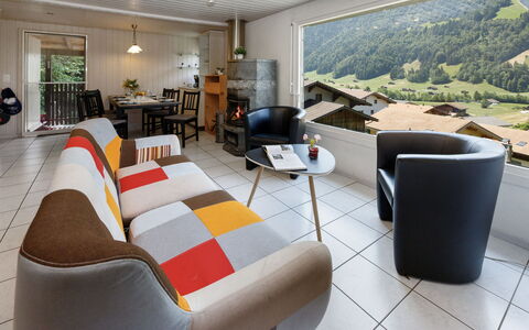 Chalet Guldeli: Meubilair, Interieur Ontwerp, Bankstel, Plafond, Woonkamer, Flooring, Kamer, Verdieping, Verlichting