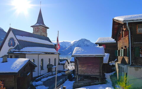 Godo: Lucht, Eigendom, Sneeuw, Gebouw, Venster, Berg, Freezing, Helling, Wolk, Glacial Landform