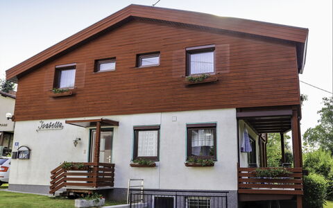 Klopeiner See 60: Fabriek, Eigendom, Venster, Gebouw, Lucht, Deur, Huis, Land Lot, Hout