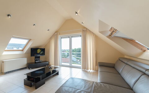De Haan 930: Eigendom, Kamer, Plafond, Gebouw, Interieur Ontwerp, Daylighting, Verdieping, Meubilair, Zolder, Huis