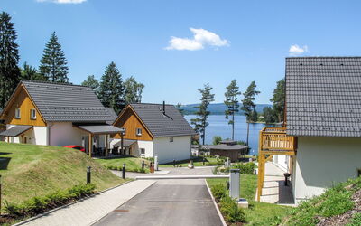 Lakeside Village 11