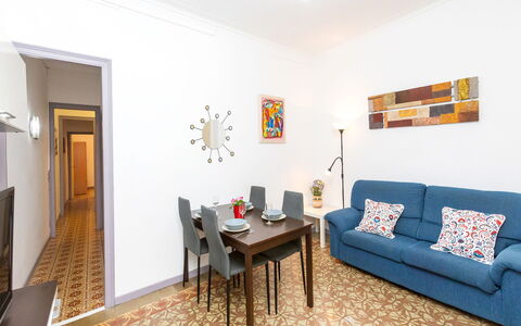 Gracia: Providencia: Kamer, Eigendom, Meubilair, Interieur Ontwerp, Woonkamer, Onroerend Goed, Geel, Gebouw, Huis, Tafel