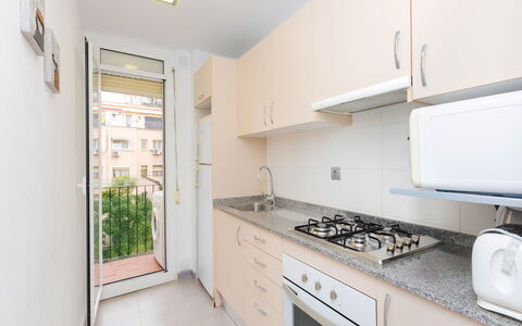 Gracia: Providencia: Eigendom, Kamer, Keuken, Gebouw, Onroerend Goed, Meubilair, Huis, Interieur Ontwerp, Cabinetry, Countertop