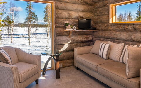 Villa Aurora: Hout, Hardwood, Plafond, Beits, Houten Vloer, Plank, Woonkamer, Blokhut, Winter, Timmerhout