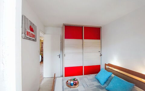 Le Grau du Roi 220: Flooring, Interieur Ontwerp, Verdieping, Kamer, Appartement, Plafond, Slaapkamer, Bed, Beits, Hardwood