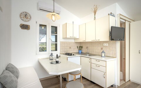 Marijo: Eigendom, Kamer, Meubilair, Interieur Ontwerp, Huis, Gebouw, Onroerend Goed, Architectuur, Verdieping, Keuken