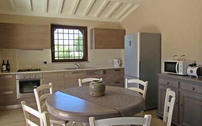 Fornace 1: Kamer, Meubilair, Eigendom, Gebouw, Verdieping, Interieur Ontwerp, Huis, Keuken, Plafond, Tafel