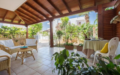 Villa Anna: Garden