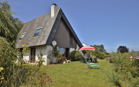 Ker Norge: Fabriek, Lucht, Gebouw, Venster, Huis, Thatching, Boom, Vegetation, Land Lot, Natuurlijk Landschap