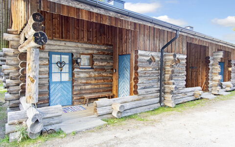 Vuokatinportti a 1: Meubilair, Stoel, Buitenmeubels, Tafel, Hout, Buitentafel, Keuken En Eettafel, Schaduw, Tuin, Paraplu