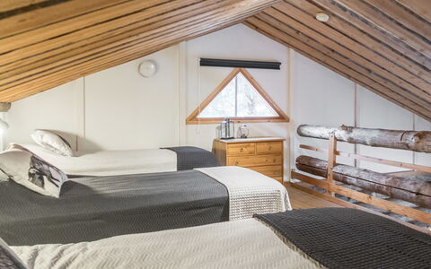 Vuokatinportti a 1: Meubilair, Stoel, Buitenmeubels, Tafel, Hout, Buitentafel, Keuken En Eettafel, Schaduw, Tuin, Paraplu