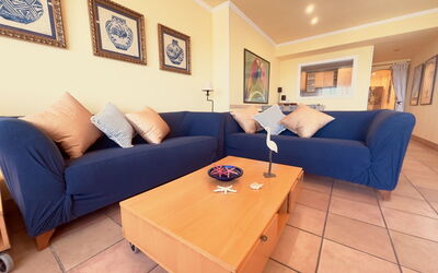 Port Pals a i 1646.1: Meubilair, Bankstel, Interieur Ontwerp, Flooring, Verdieping, Woonkamer, Appartement, Kamer, Huis