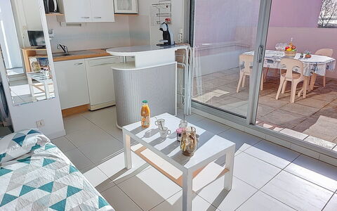 Amourêva: Schaduw, Metaal, Balkon, Ontwerp, Daylighting, Raambekleding, Aluminium, Kamerplant, Luifel, Venster Behandeling