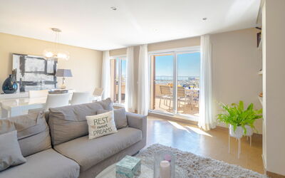 Nautic Sea Views