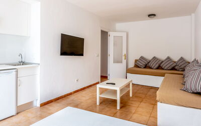 Accommodatie:&nbsp;Neighbours Beach 100.4