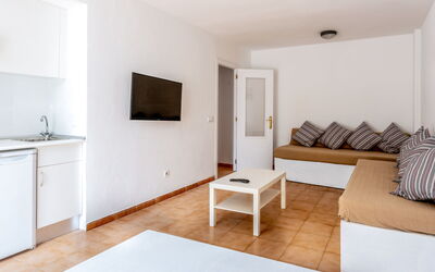 Accommodatie:&nbsp;Neighbours Beach 100.5