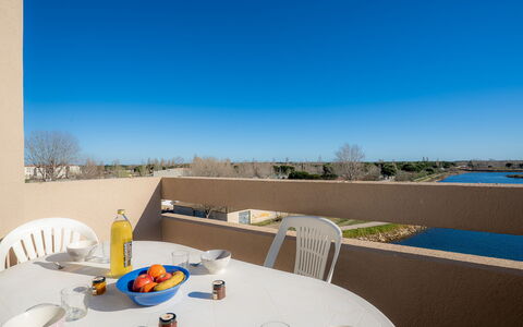 Terrasse du Soleil: Eigendom, Lucht, Vakantie, Onroerend Goed, Restaurant, Kamer, Zomer, Tafel, Huis, Gebouw