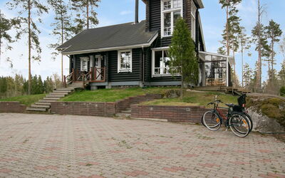 Le Club 44: Huis, Dak, Huis, Verblijf, Siding, Veranda, Schuifraam, Landgoed, Boerderij