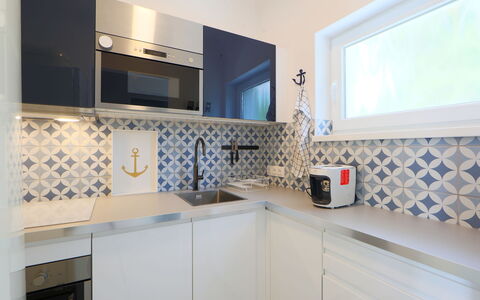 Pixie: Eigendom, Kamer, Interieur Ontwerp, Tegel, Cabinetry, Countertop, Meubilair, Onroerend Goed, Gebouw, Badkamer