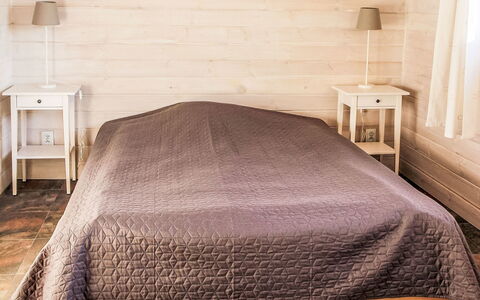 Dom Przy Cisowym Jarze: Hout, Flooring, Verdieping, Slaapkamer, Linens, Laken, Houten Vloer, Meubilair, Bruin, Bed