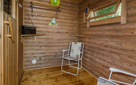 Purola: Meubilair, Stoel, Buitenmeubels, Tafel, Hout, Buitentafel, Keuken En Eettafel, Schaduw, Tuin, Paraplu