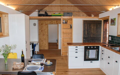 Rustico Rudico: Kamer, Eigendom, Meubilair, Countertop, Gebouw, Keuken, Plafond, Huis, Interieur Ontwerp, Cabinetry