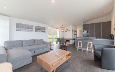 Ruisweg 91 220.11: Tafel, Meubilair, Bankstel, Eigendom, Comfort, Gebouw, Interieur Ontwerp, Woonkamer, Architectuur, Huis