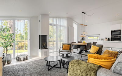 Ruisweg 80 220.39: Meubilair, Eigendom, Bankstel, Tafel, Comfort, Fotolijst, Oranje, Woonkamer, Hout, Interieur Ontwerp