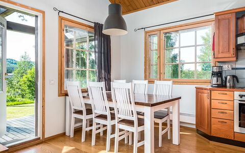 Ski and Camp Golf Casa Rocala: Meubilair, Interieur Ontwerp, Flooring, Verdieping, Hout, Houten Vloer, Plafond, Stoel, Eetkamer, Tafel