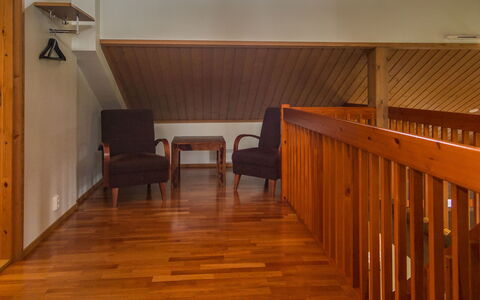 Tahkon Rummikub: Hout, Siding, Verblijf, Huis, Huis, Plank, Garden Gebouwen, Blokhut, Hardwood, Veranda