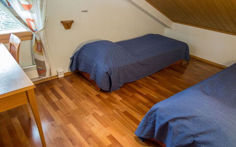 Tahkon Rummikub: Hout, Siding, Verblijf, Huis, Huis, Plank, Garden Gebouwen, Blokhut, Hardwood, Veranda