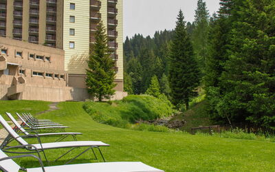 Panorama View 905