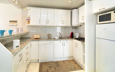 Accommodatie:&nbsp;Miramar 02 472.2