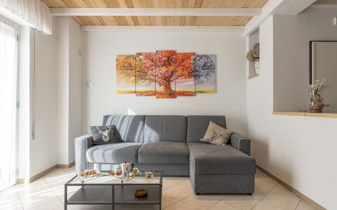 Casa 51: Meubilair, Eigendom, Bankstel, Fotolijst, Hout, Rechthoek, Interieur Ontwerp, Flooring, Verdieping