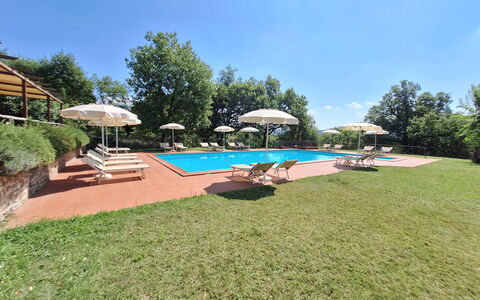 Agriturismo L'incrociata: Zwembad, Toevlucht, Eco Hotel, Hacienda, Landgoed, Villa, Tuin, Landscaping, Schaduw, Hotel