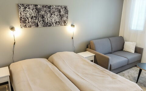 Skistar 105: Meubilair, Interieur Ontwerp, Verdieping, Flooring, Muur, Hout, Kamer, Bed, Slaapkamer, Textiel