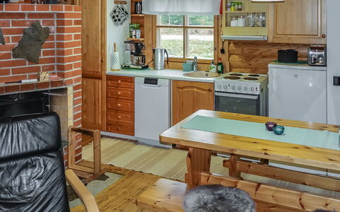 Lomaväinö 13: Hout, Verblijf, Blokhut, Woud, Schuur, Garden Gebouwen, Lariks, Bos, Beits