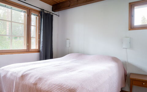 Tahkon Klubitie 2 B: Hout, Flooring, Verdieping, Meubilair, Houten Vloer, Interieur Ontwerp, Stapelbed, Kamer, Beits, Hardwood