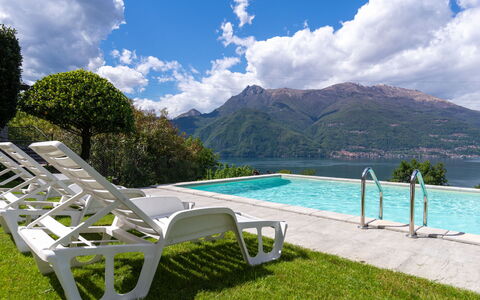 Varenna 642: Water, Wolk, Lucht, Zwembad, Berg, Groen, Fabriek, Natuurlijk Landschap, Buitenmeubels, Boom
