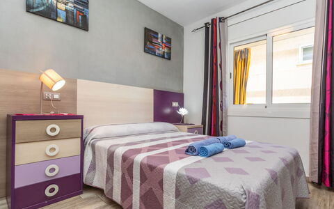 Cloud: Interieur Ontwerp, Verdieping, Flooring, Kamer, Appartement, Slaapkamer, Plafond, Bed, Laken, Bedding