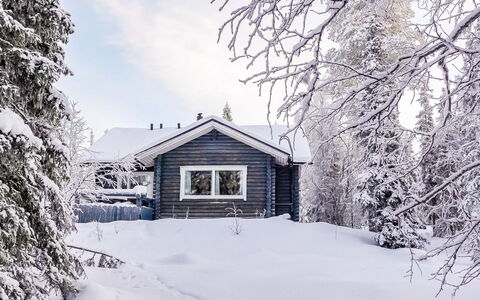 Isopyhänmaa: Landelijk Gebied, Heuvel Station, Dorp, Bergketen, Vallei, Bergdorp, Alpen, Eco Hotel, Balkon, Hotel