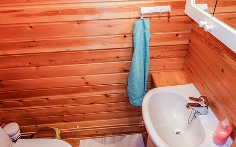 Luppokero: Hout, Huis, Sneeuw, Verblijf, Huis, Winter, Dak, Freezing, Siding, Helling