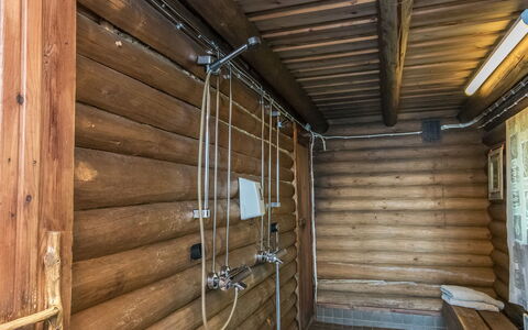 Rantalinna 2: Meubilair, Stoel, Buitenmeubels, Tafel, Hout, Buitentafel, Keuken En Eettafel, Schaduw, Tuin, Paraplu