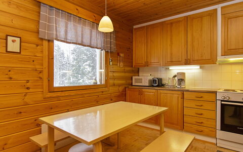 Paljakan Pirtit A3: Meubilair, Stoel, Buitenmeubels, Tafel, Hout, Buitentafel, Keuken En Eettafel, Schaduw, Tuin, Paraplu