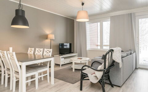 Skivillas Paljakka 1. (3Mh): Landelijk Gebied, Heuvel Station, Dorp, Bergketen, Vallei, Bergdorp, Alpen, Eco Hotel, Balkon, Hotel