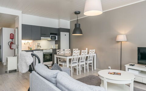 Skivillas Paljakka 1. (3Mh): Landelijk Gebied, Heuvel Station, Dorp, Bergketen, Vallei, Bergdorp, Alpen, Eco Hotel, Balkon, Hotel